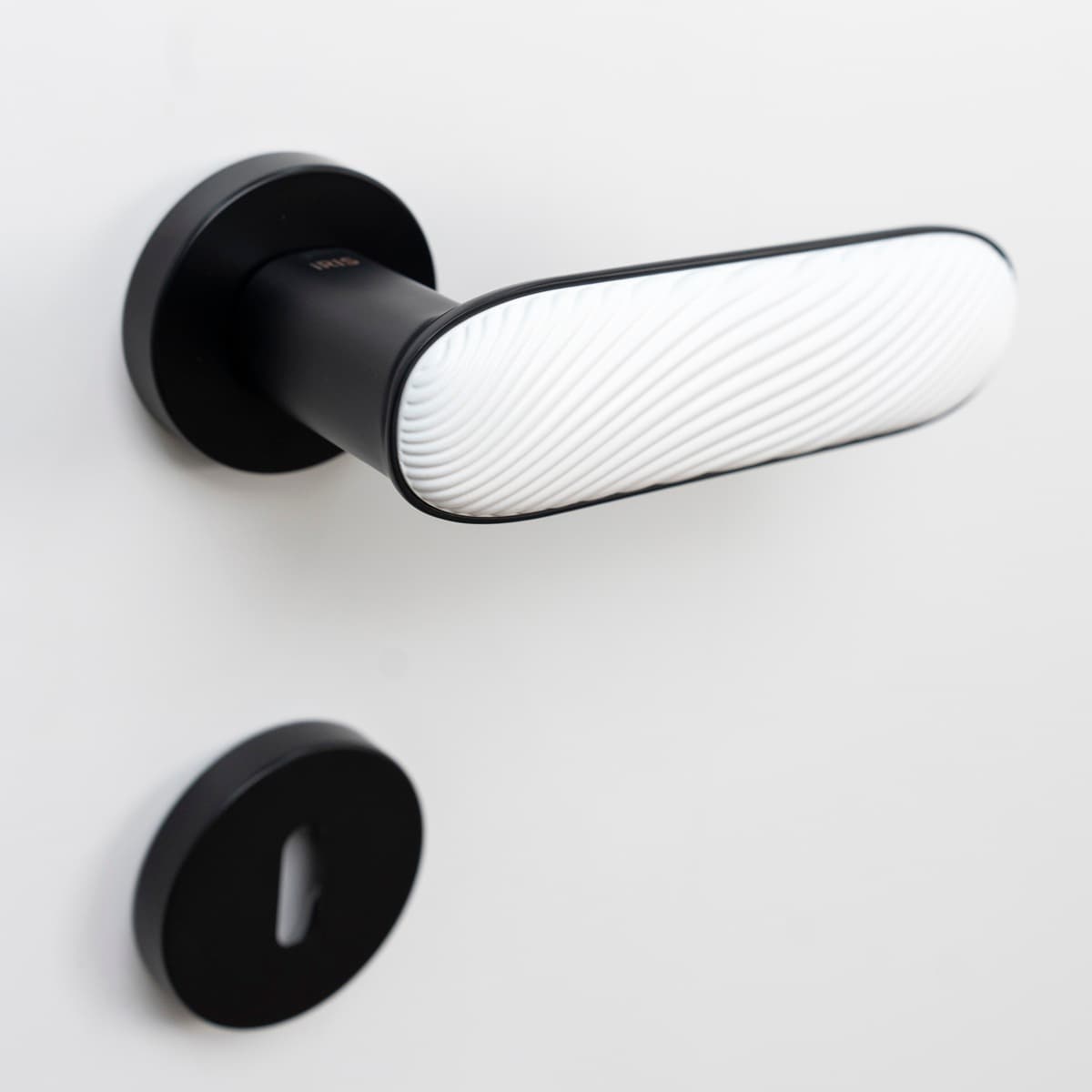 Ensemble béquille NOIR.BLANC RZ-1020K-04.21 S.ROS PT iRIS STAP